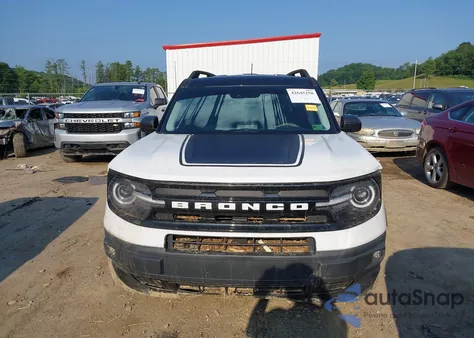 2021 Ford Bronco Sport Outer Banks z USA, uszkodzony, nr VIN 3FMCR9C68MRA95853